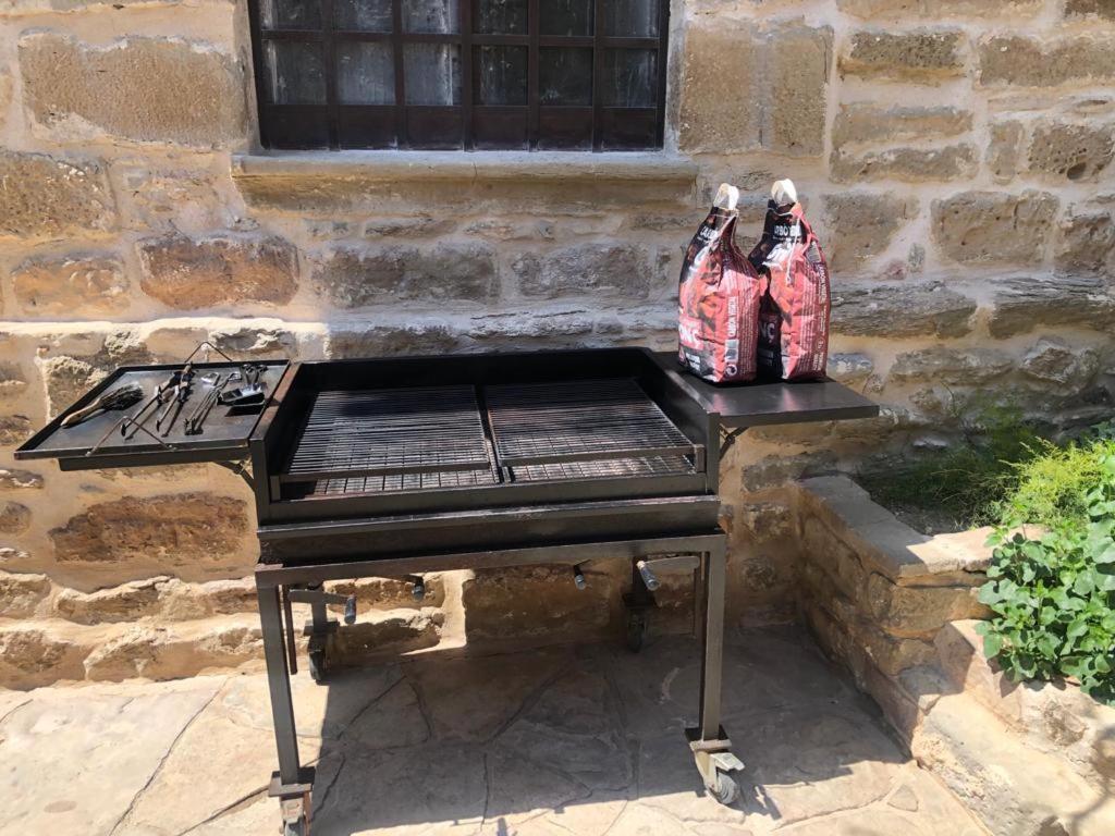 Concabella Masia De Queralt Luxury Casa Rural Spa Y Vistas מראה חיצוני תמונה