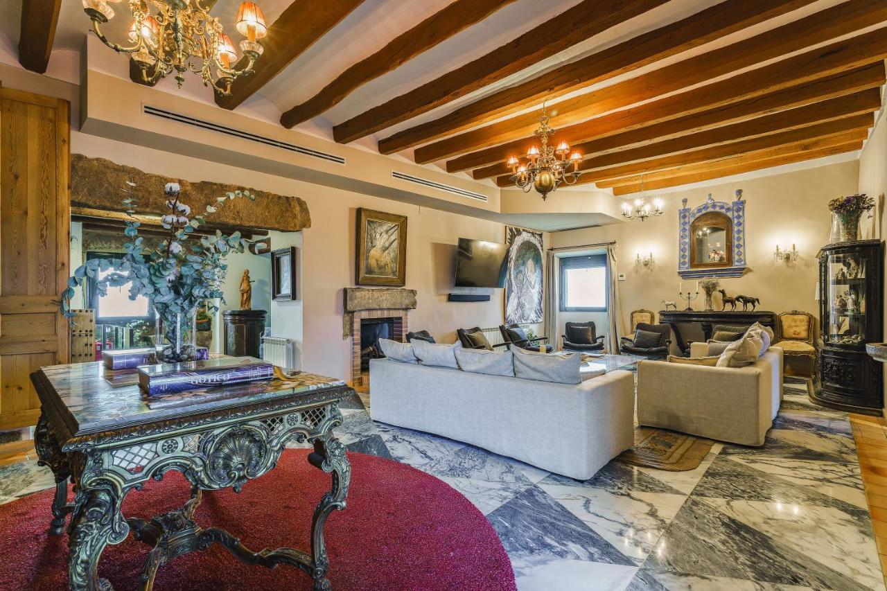 Concabella Masia De Queralt Luxury Casa Rural Spa Y Vistas מראה חיצוני תמונה