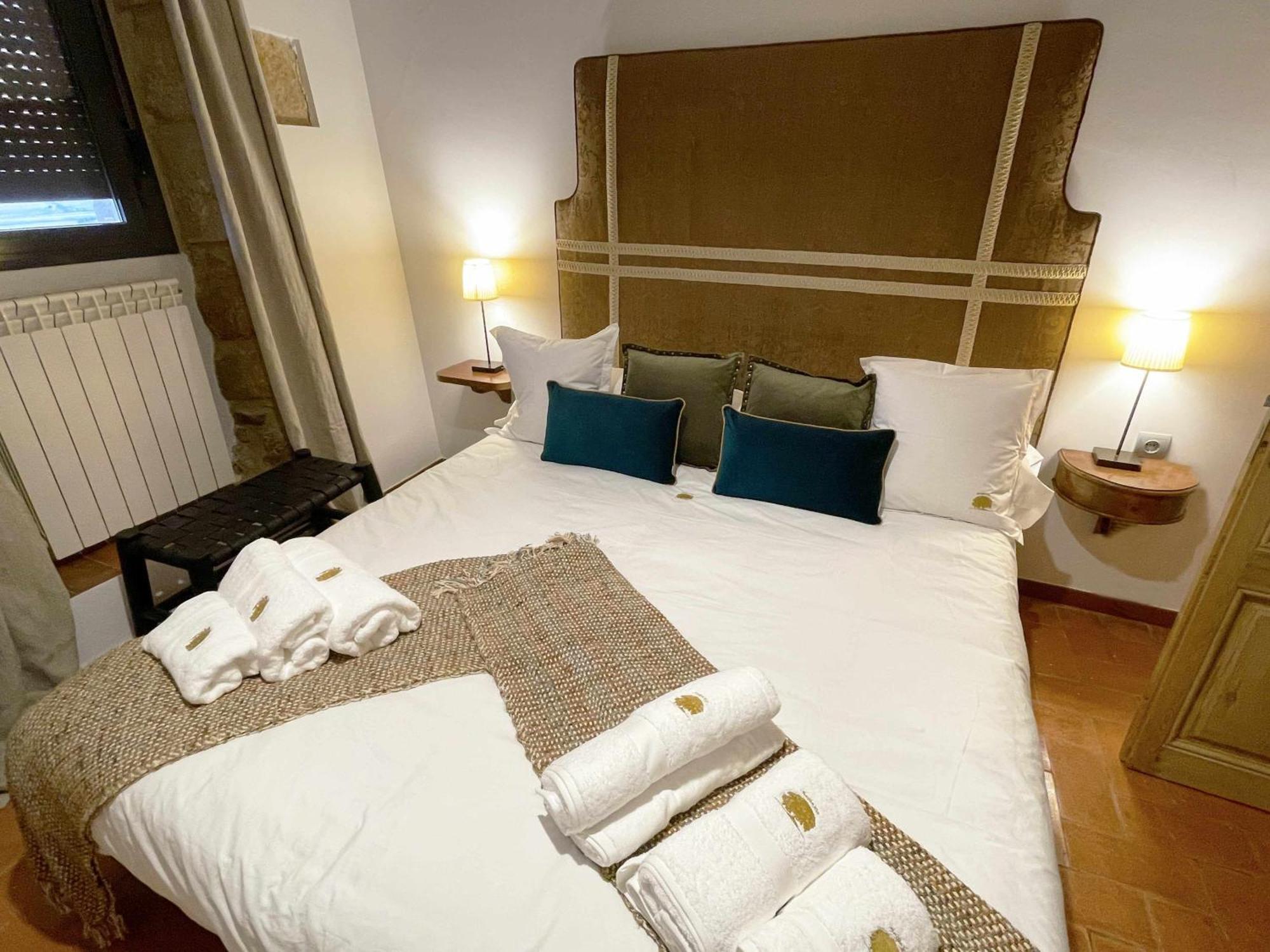 Concabella Masia De Queralt Luxury Casa Rural Spa Y Vistas מראה חיצוני תמונה